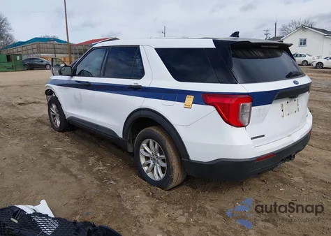 2020 Ford Police Interceptor z USA, uszkodzony, nr VIN 1FM5K8AB7LGB22537